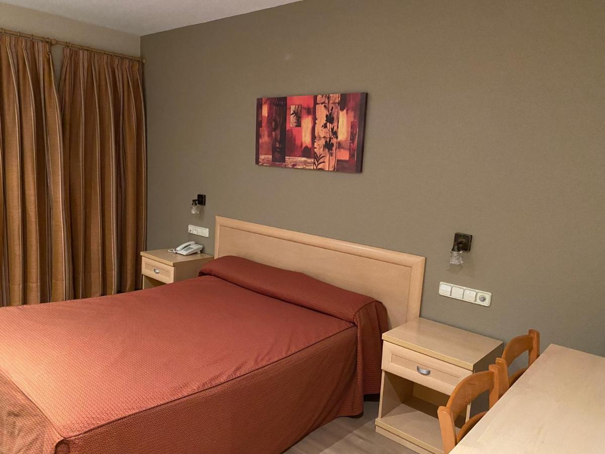 Hotel La Union Humanes de Madrid Buitenkant foto