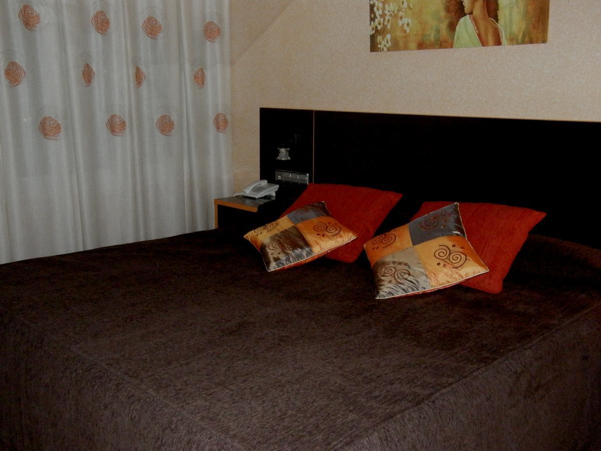 Hotel La Union Humanes de Madrid Buitenkant foto