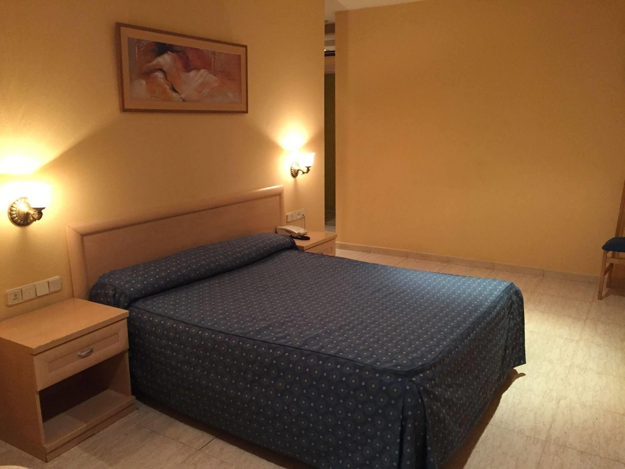 Hotel La Union Humanes de Madrid Buitenkant foto